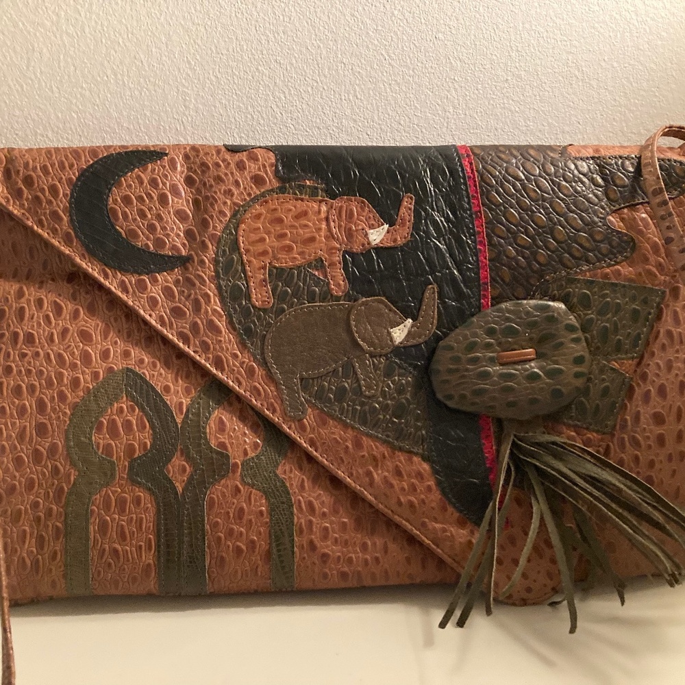 Rampage shoulder bag